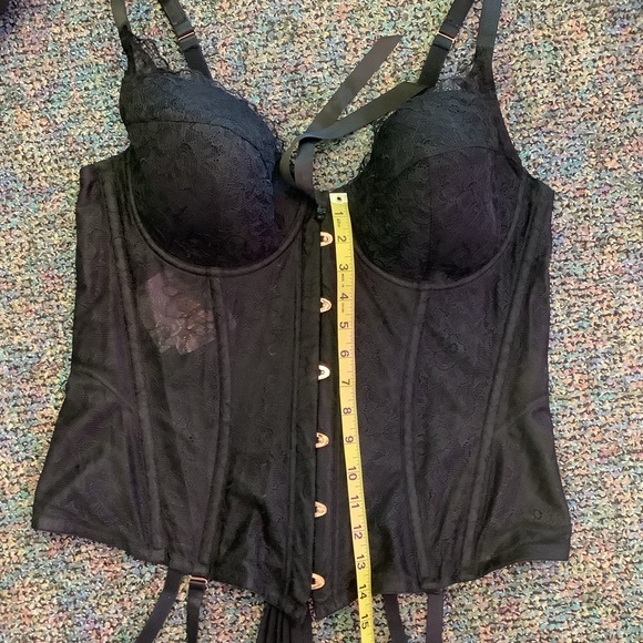 Savage x Fenty by Rihanna “Black Lace Up Corset” - Picture 15 of 16